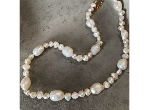 Perlekjede i forgylt sølv Ekte perler 42+5 cm