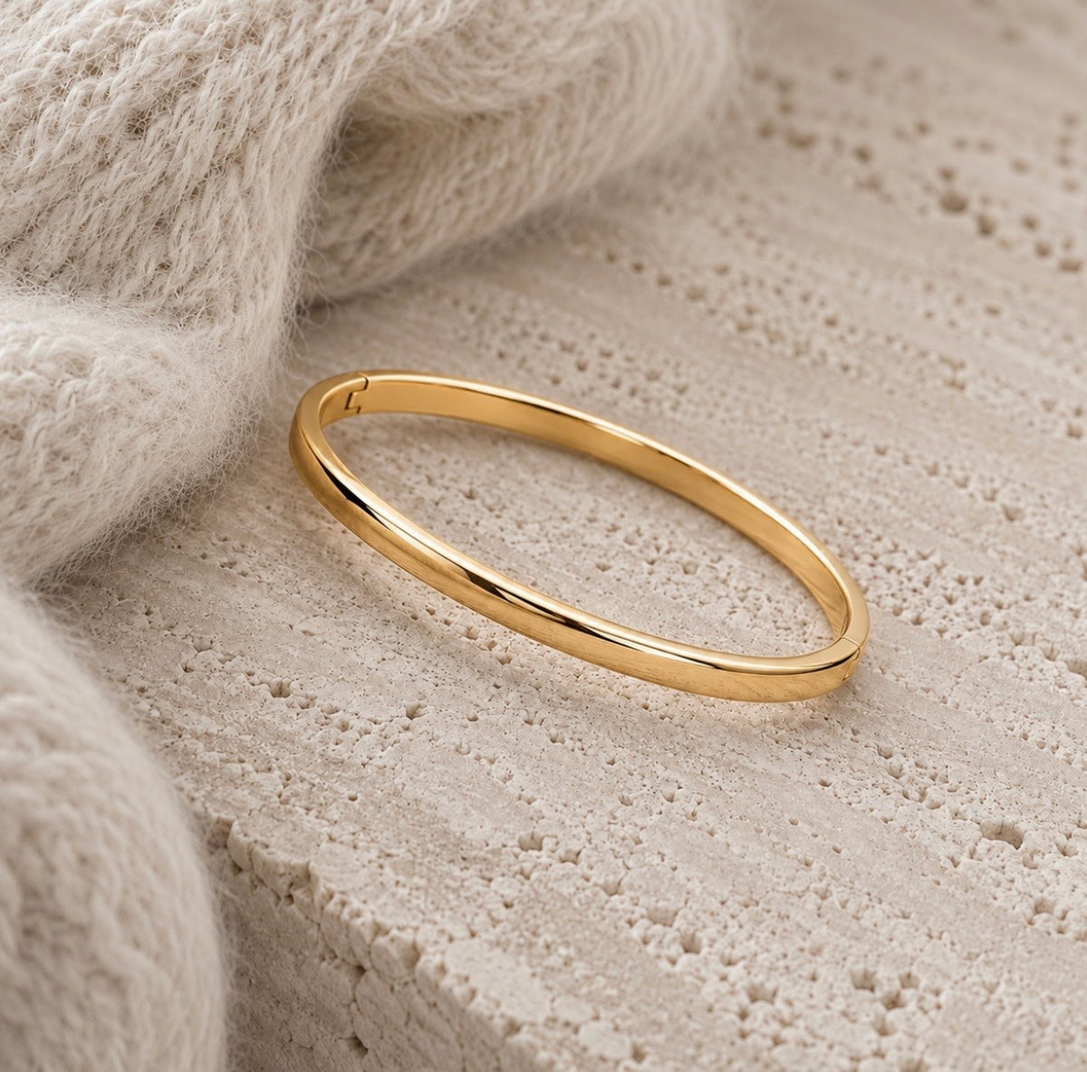 PLAIN bangle steel gold