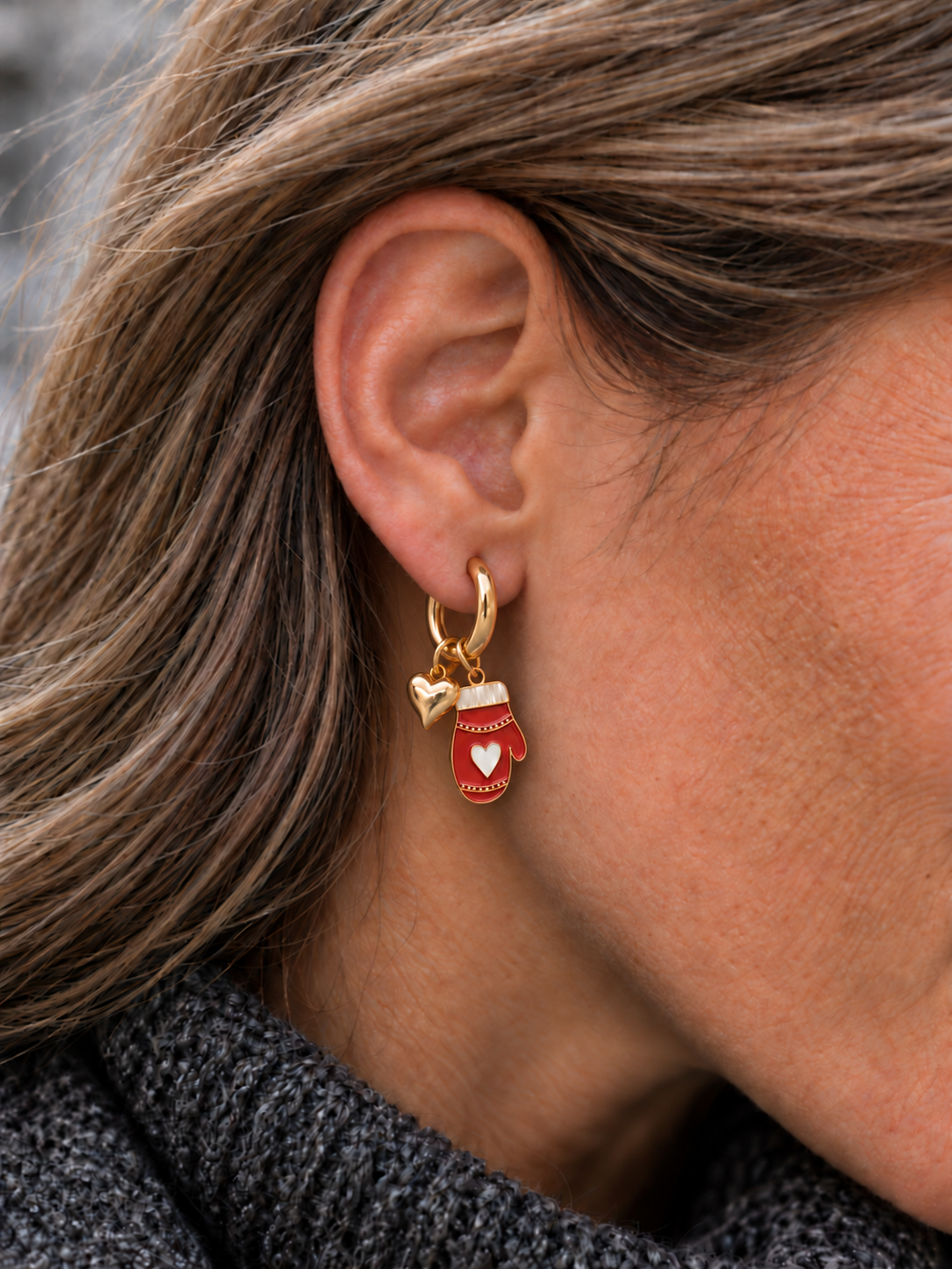 STEELÉ Christmas Stocking hoops