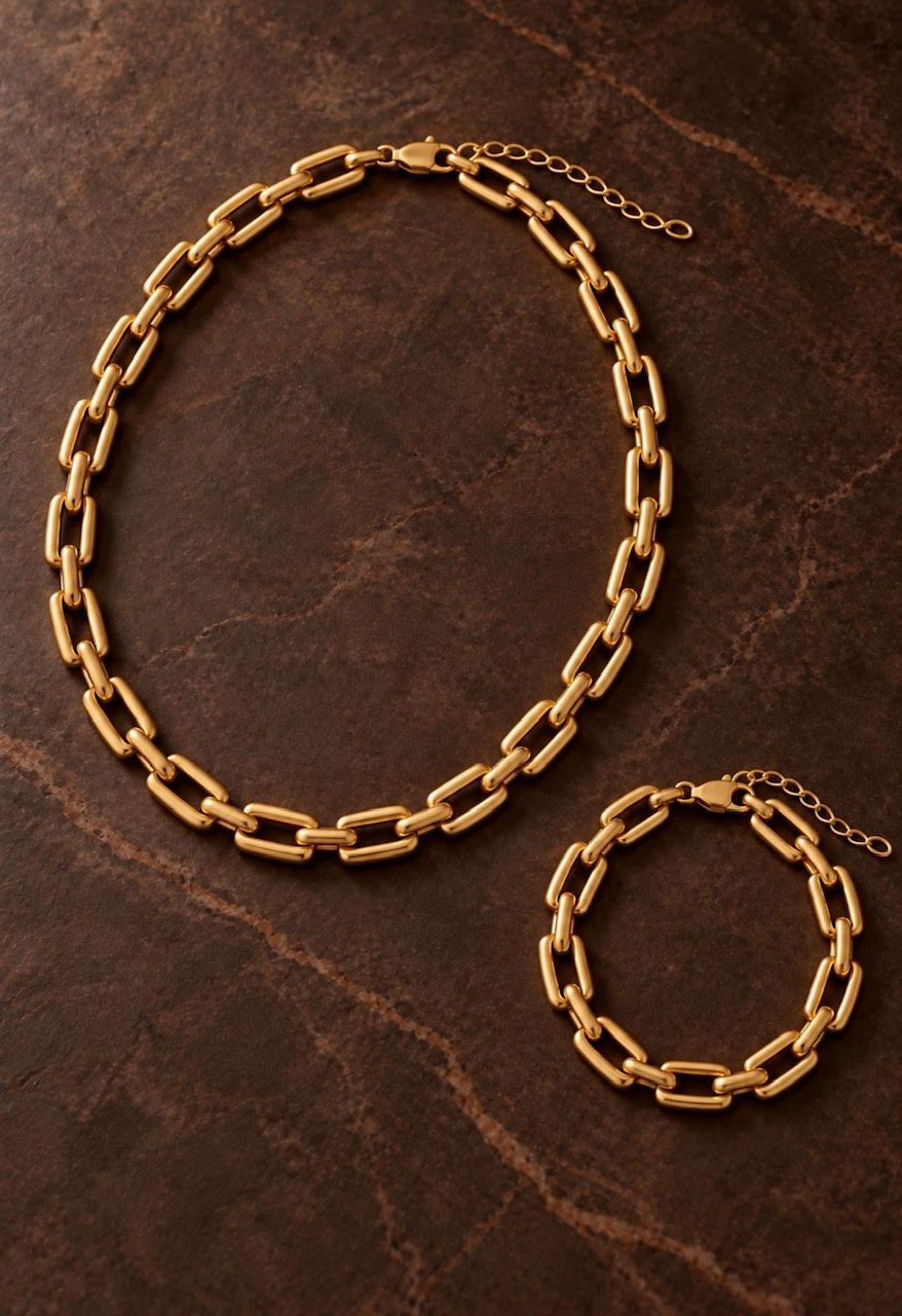 STATEMENT chain and bracelet